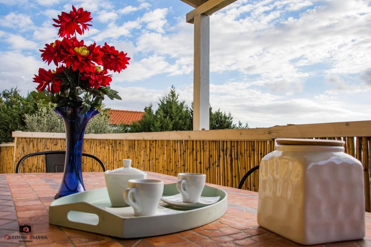 Casa Vacanza Le Dune Villa SantʼAnna Arresi Exterior foto